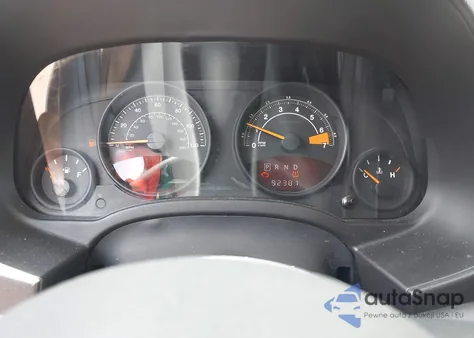 2015 Jeep Compass Sport z USA, uszkodzony, nr VIN 1C4NJDBB7FD114569